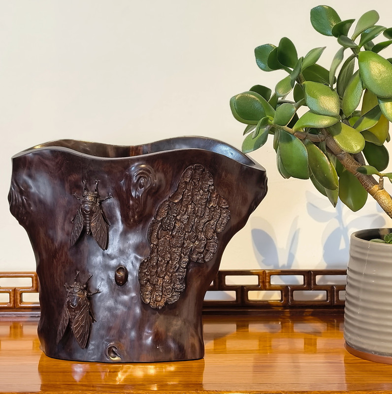 大紅酸枝一鳴驚人樹(shù)杈擺件 