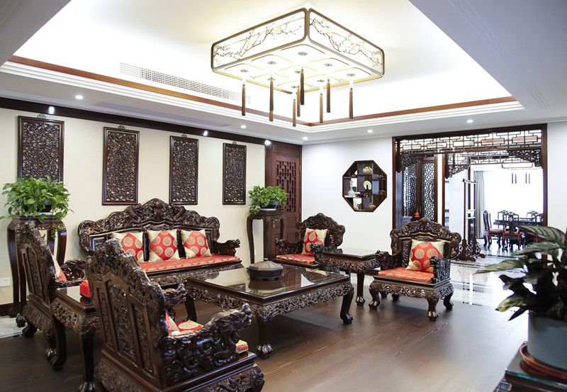 大雕龍沙發(fā)