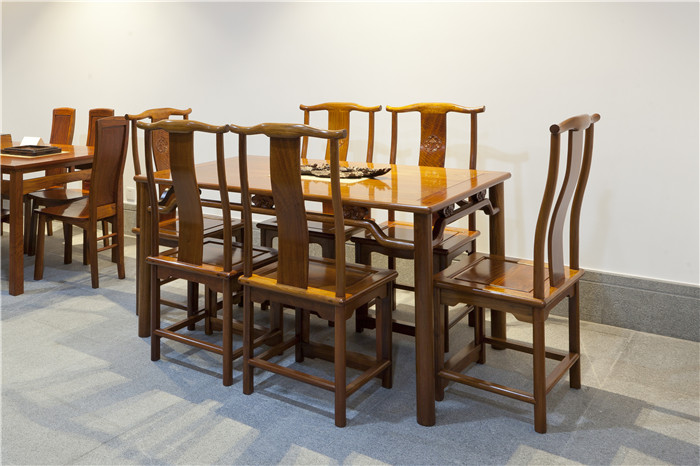 官帽椅吉子餐臺(tái)